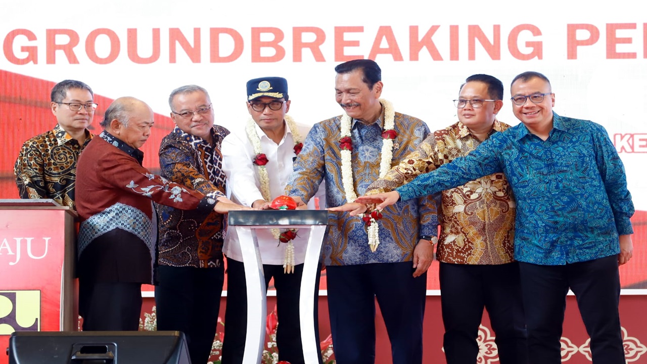 Bandara Dhoho Kediri Diresmikan Bersama Ground Breaking Akses Jalan Tol, Pj. Gubernur Adhy Harapkan Segera Layani Penerbangan Haji dan Umroh